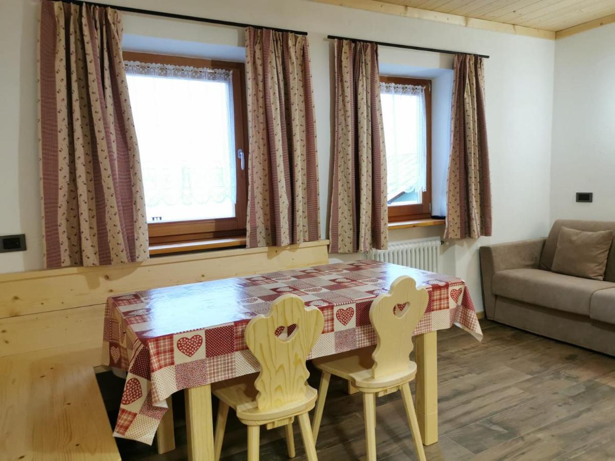קולה סנטה לוצ'יה App Col Di Lana - Agriturismo La Majon Da Col מראה חיצוני תמונה